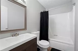 672 Lookout Ct, Lawrenceville, GA 30043 - Photo 18