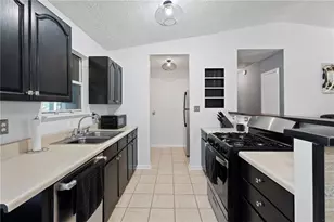 672 Lookout Ct, Lawrenceville, GA 30043 - Photo 10