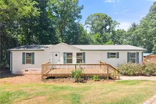 6736 Victoria Ln, Lula, GA 30554 - Photo 1