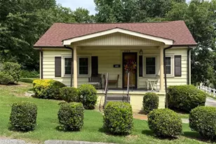954 Bryant St, Conyers, GA 30012 - Photo 2