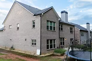 1045 Wesbourough Pl, Alpharetta, GA 30004 - Photo 4