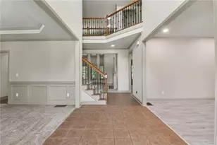 2607 Creek Rock Cir, Buford, GA 30519 - Photo 4