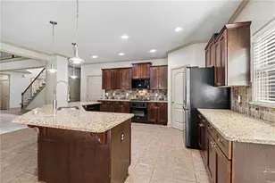2607 Creek Rock Cir, Buford, GA 30519 - Photo 10