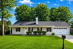 930 Century Oak Dr, Winder, GA 30680 - Photo 16