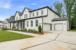 7370 Wispy Holw, Cumming, GA 30040 - Photo 2