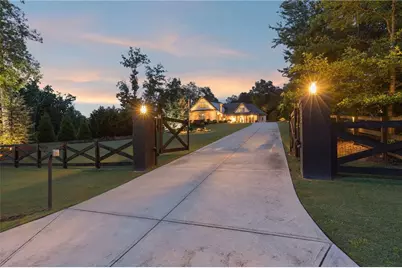 2685 Sardis Way, Buford, GA 30519 - Photo 2