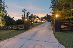 2685 Sardis Way, Buford, GA 30519 - Photo 2
