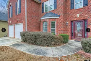 5861 Fairington Farms Ln, Lithonia, GA 30038 - Photo 4