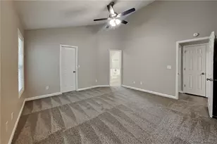 1041 Wicker Pine Dr, Lawrenceville, GA 30043 - Photo 6