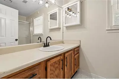 7101 Woodridge Lane, Union City, GA 30291 - Photo 8