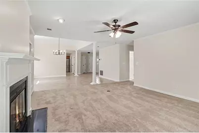 7101 Woodridge Lane, Union City, GA 30291 - Photo 2