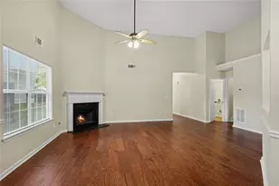 5343 Sapphire Cir, Ellenwood, GA 30294 - Photo 2