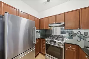 4252 River Green Dr NW, Atlanta, GA 30327 - Photo 16
