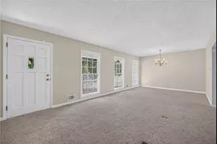 2313 Cambridge St, Snellville, GA 30078 - Photo 10