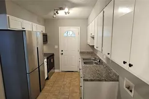 4701 Flat Shoals Rd, Union City, GA 30291 - Photo 6