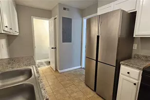 4701 Flat Shoals Rd, Union City, GA 30291 - Photo 8