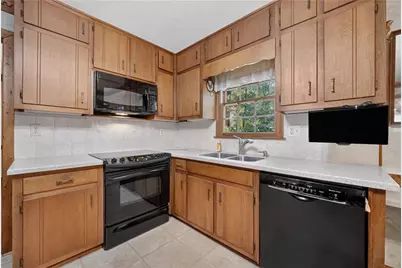 1656 Ramblewood Way, Snellville, GA 30078 - Photo 18