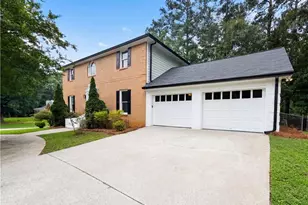 211 Blake St, Lawrenceville, GA 30046 - Photo 4