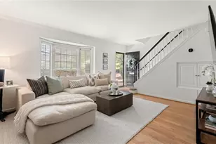 136 Peachtree Memorial Dr NW, Atlanta, GA 30309 - Photo 2