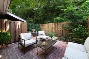 136 Peachtree Memorial Dr NW, Atlanta, GA 30309 - Photo 20