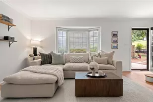 136 Peachtree Memorial Dr NW, Atlanta, GA 30309 - Photo 6