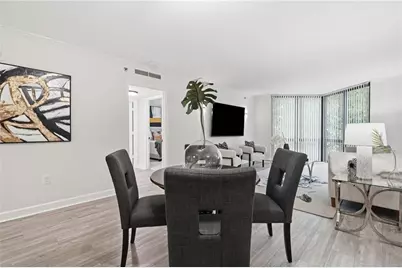 2870 Pharr Court South NW #207, Atlanta, GA 30305 - Photo 4