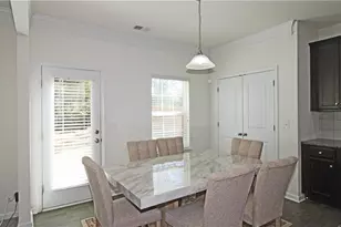 1390 Napa Valley Dr, Lawrenceville, GA 30045 - Photo 10