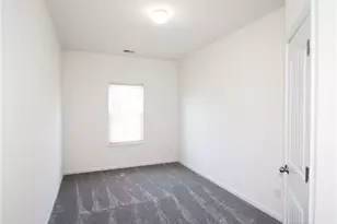 1390 Napa Valley Dr, Lawrenceville, GA 30045 - Photo 20
