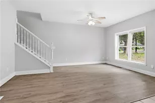 562 Woodlawn Ave NW, Atlanta, GA 30318 - Photo 10