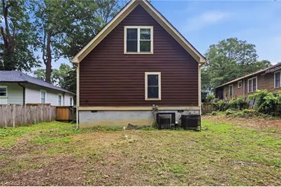 562 Woodlawn Avenue NW, Atlanta, GA 30318 - Photo 32