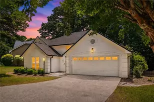 105 River Terrace Point, Roswell, GA 30076 - Photo 2