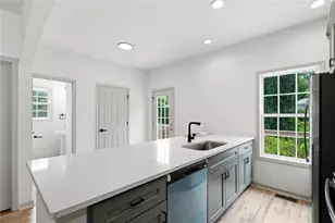 1885 Lakewood Ave SE, Atlanta, GA 30315 - Photo 8