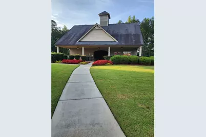 8539 Braylen Manor Drive, Douglasville, GA 30134 - Photo 4