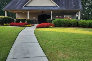 8539 Braylen Manor Dr, Douglasville, GA 30134 - Photo 4