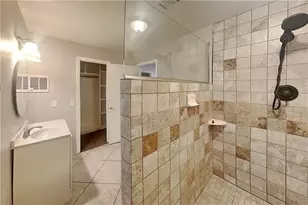 4623 Huntridge Dr NE, Roswell, GA 30075 - Photo 10