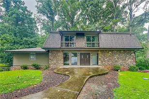 4623 Huntridge Dr NE, Roswell, GA 30075 - Photo 1