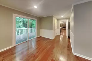 4623 Huntridge Dr NE, Roswell, GA 30075 - Photo 12