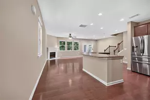 1572 NE Lenox Overlook Road NE, Atlanta, GA 30329 - Photo 4