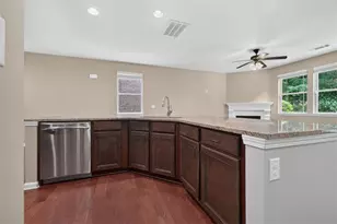 1572 NE Lenox Overlook Road NE, Atlanta, GA 30329 - Photo 12
