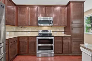 1572 NE Lenox Overlook Road NE, Atlanta, GA 30329 - Photo 14