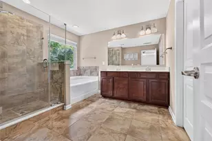 1572 NE Lenox Overlook Road NE, Atlanta, GA 30329 - Photo 36