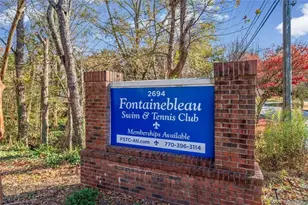 2730 Fontainebleau Dr, Dunwoody, GA 30360 - Photo 38