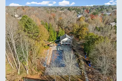 2730 Fontainebleau Drive, Dunwoody, GA 30360 - Photo 42