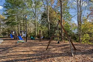 2730 Fontainebleau Dr, Dunwoody, GA 30360 - Photo 46