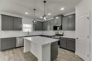 1003 Lakeview, Commerce, GA 30529 - Photo 6