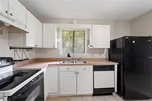 540 Hamlin Trce, Riverdale, GA 30274 - Photo 12
