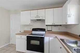 540 Hamlin Trce, Riverdale, GA 30274 - Photo 10