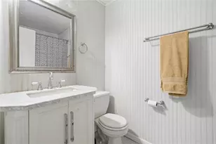 6900 Roswell Rd, Sandy Springs, GA 30328 - Photo 14