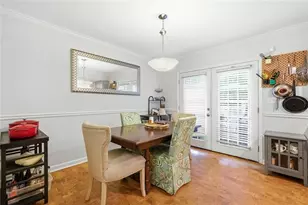 6900 Roswell Rd, Sandy Springs, GA 30328 - Photo 8