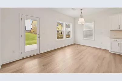 5452 Hargrove Way, Flowery Branch, GA 30542 - Photo 10